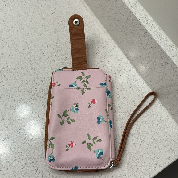 Convertible Crossbody/Wristlet Bag - Picture 5 of 6